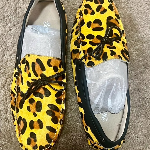 Leopard Print Loafers with Black Bow